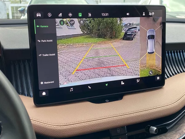 Škoda Superb Combi 2.0 TDI 4x4 DSG L&K - foto 12