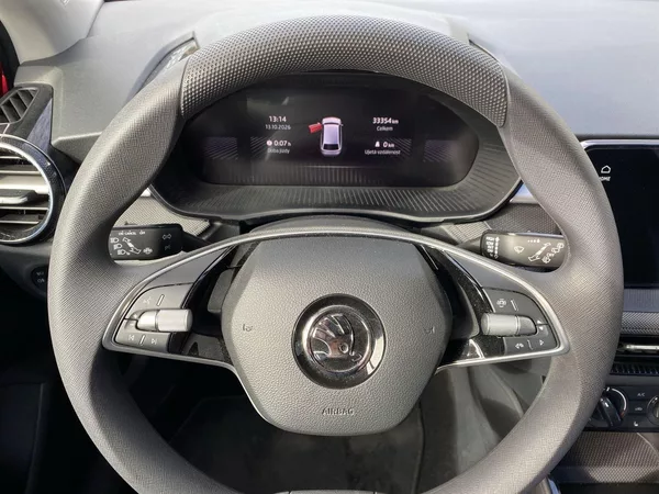 Škoda Fabia 1.0 TSI Selection - foto 10
