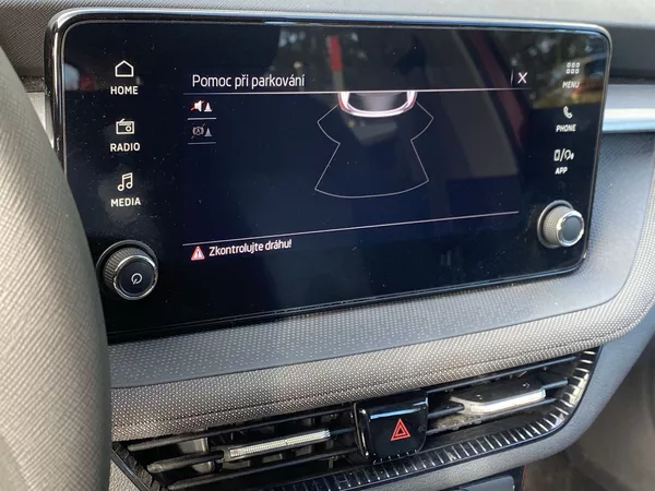 Škoda Fabia 1.0 TSI Selection - foto 11