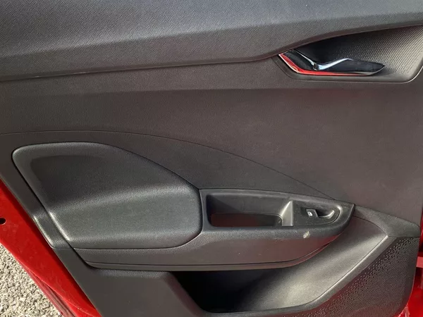 Škoda Fabia 1.0 TSI Selection - foto 24