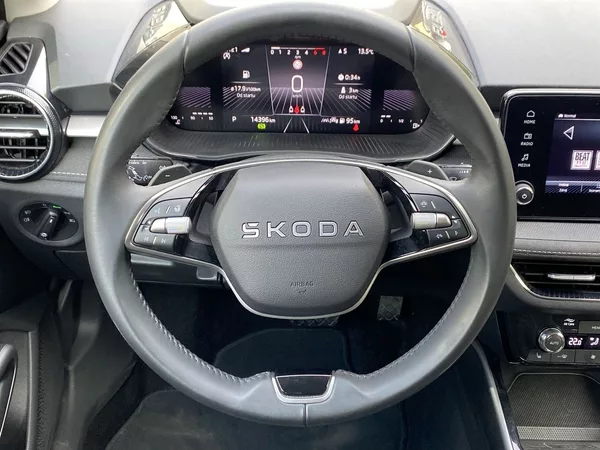Škoda Fabia 1.0 TSI DSG Top Selection - foto 10