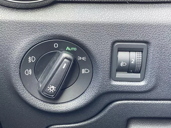 Škoda Fabia 1.0 TSI DSG Top Selection - foto 20