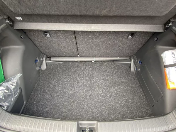 Škoda Fabia 1.0 TSI DSG Top Selection - foto 28