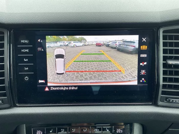 Škoda Kodiaq 2.0 TDI 4x4 DSG SportLine - foto 14