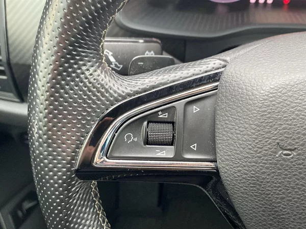 Škoda Kodiaq 2.0 TDI 4x4 DSG SportLine - foto 26