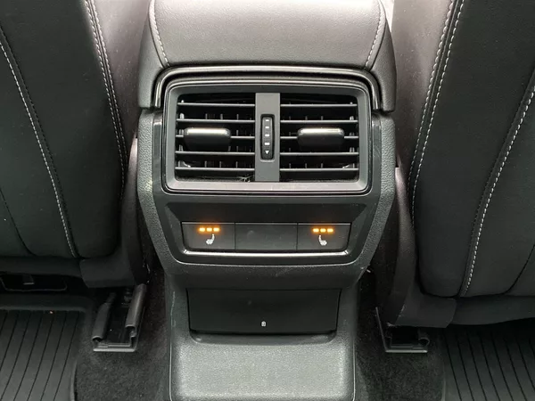 Škoda Kodiaq 2.0 TDI 4x4 DSG SportLine - foto 30