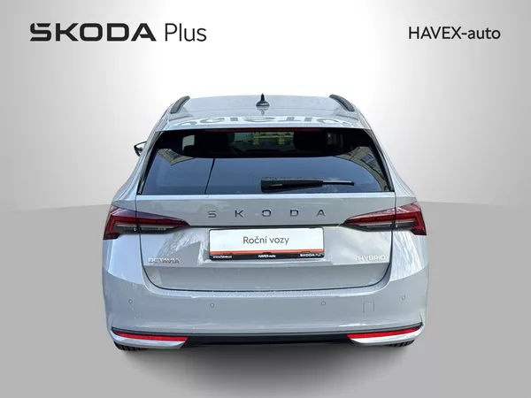 Škoda Octavia Combi 1.5 TSI M-HEV DSG Select - foto 32