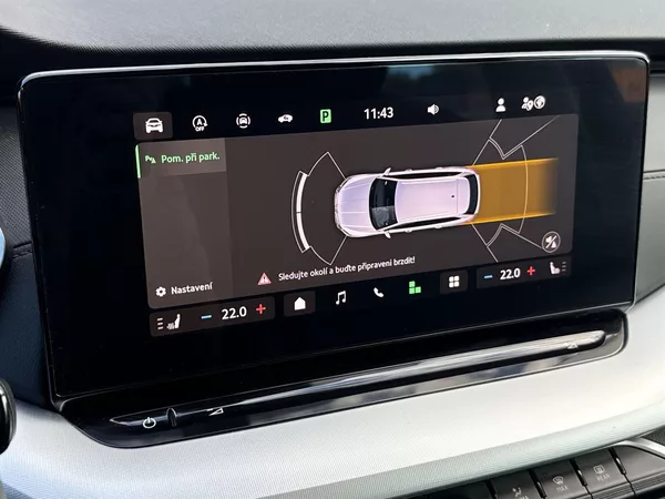 Škoda Octavia Combi 1.5 TSI DSG Selection - foto 12