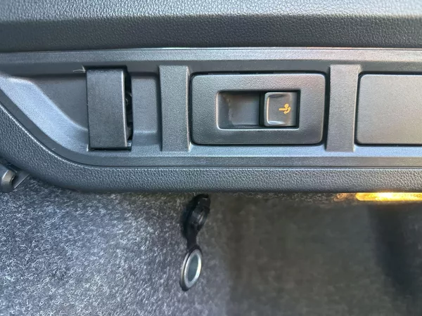 Škoda Octavia Combi 1.5 TSI DSG Selection - foto 28