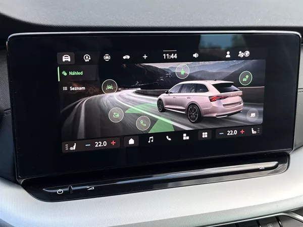 Škoda Octavia Combi 1.5 TSI DSG Selection - foto 29