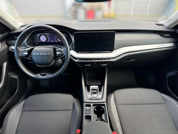 Škoda Octavia Combi 1.5 TSI DSG Selection - foto 5