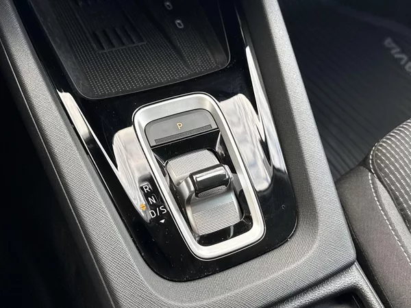 Škoda Octavia Combi 1.5 TSI DSG Selection - foto 15