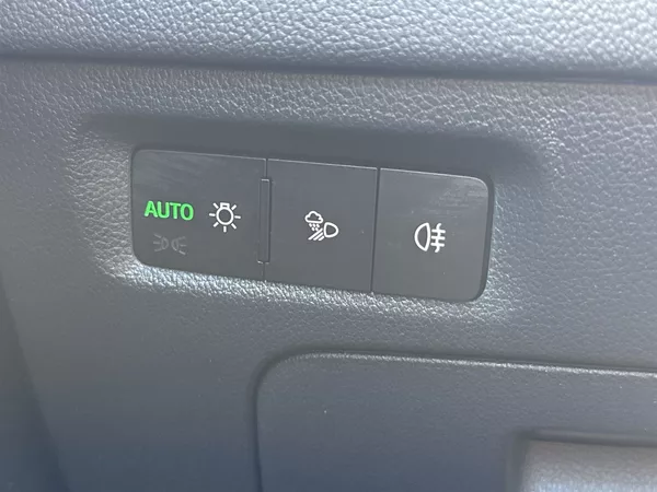 Škoda Octavia Combi 1.5 TSI DSG Selection - foto 16