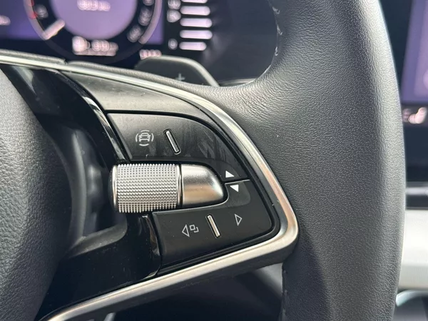 Škoda Octavia Combi 1.5 TSI DSG Selection - foto 21