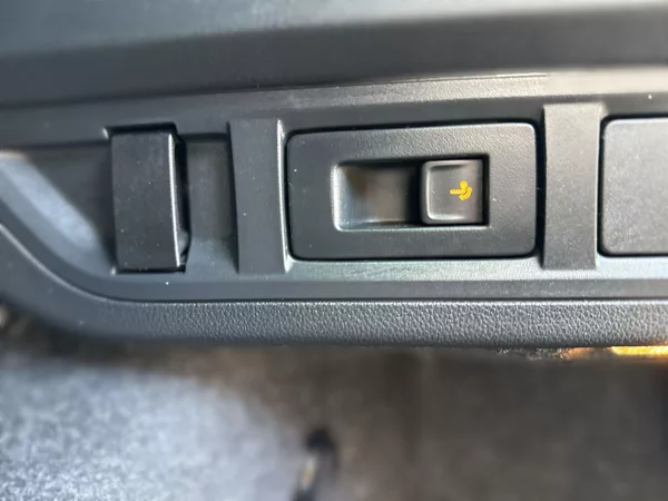Škoda Octavia Combi 1.5 TSI DSG Selection - foto 28