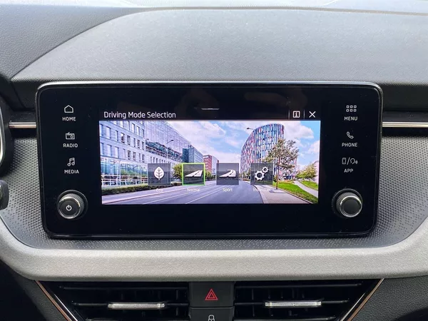 Škoda Scala 1.0 TSI Top Selection - foto 15