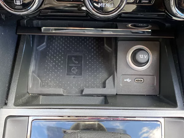 Škoda Superb Combi iV 1.4 TSI DSG Style - foto 17