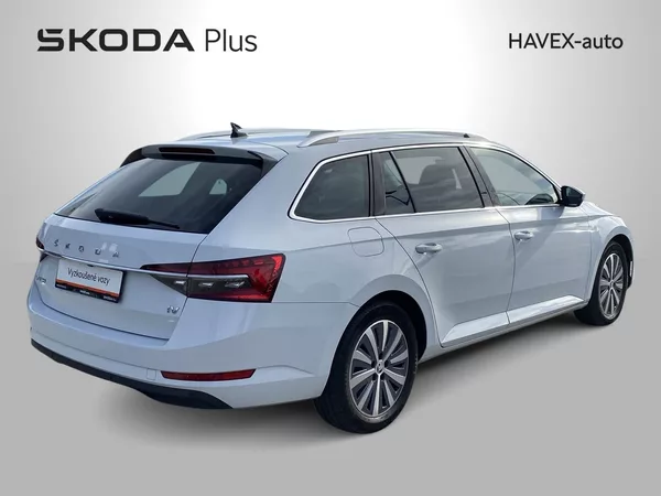 Škoda Superb Combi iV 1.4 TSI DSG Style - foto 2