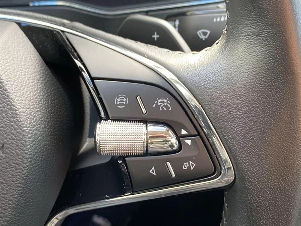 Škoda Superb Combi iV 1.4 TSI DSG Style - foto 24