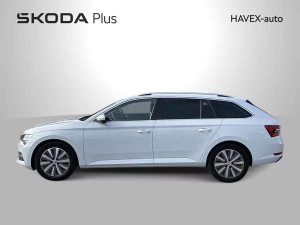 Škoda Superb Combi iV 1.4 TSI DSG Style - foto 3