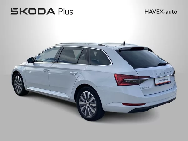 Škoda Superb Combi iV 1.4 TSI DSG Style - foto 33