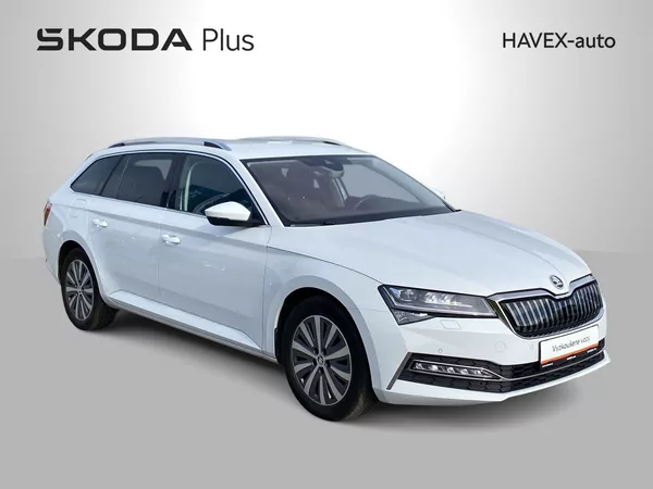 Škoda Superb Combi iV 1.4 TSI DSG Style - foto 35