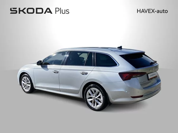 Škoda Octavia Combi 2.0 TDI 4x4 DSG Style + - foto 35