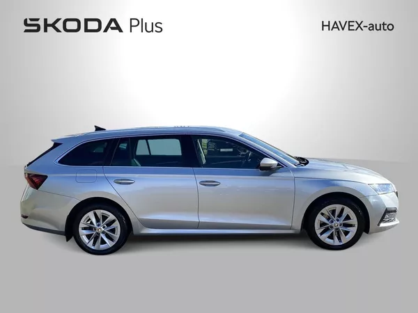 Škoda Octavia Combi 2.0 TDI 4x4 DSG Style + - foto 36