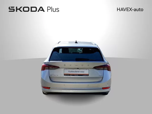 Škoda Octavia Combi 2.0 TDI 4x4 DSG Style + - foto 37