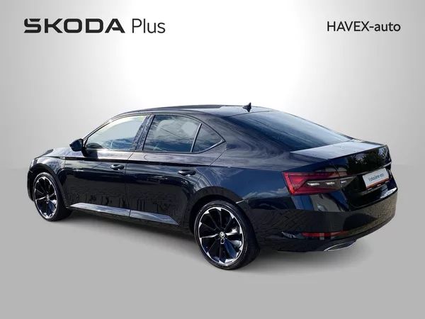 Škoda Superb 2.0 TDI 4x4 DSG Sportline - foto 33