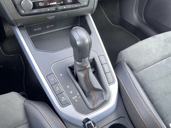Seat Arona 1.0 TSI DSG FR - foto 14