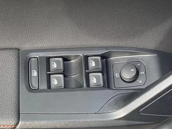 Seat Arona 1.0 TSI DSG FR - foto 25
