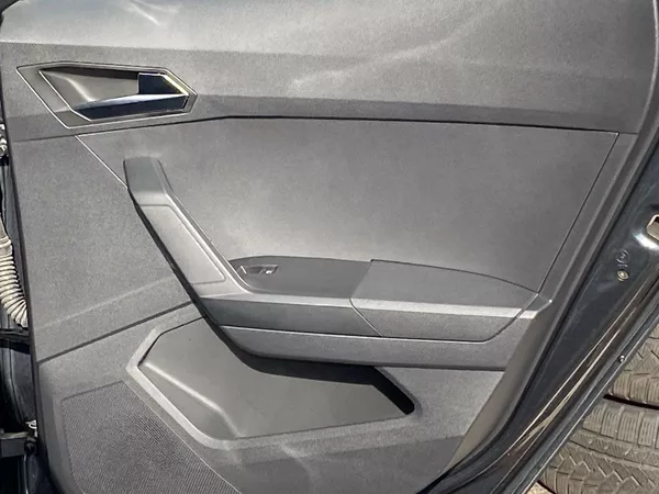Seat Arona 1.0 TSI DSG FR - foto 29