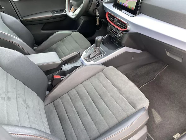 Seat Arona 1.0 TSI DSG FR - foto 8