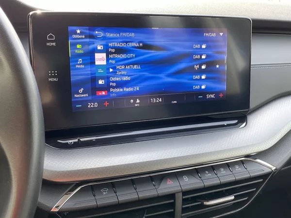 Škoda Octavia Combi 2.0 TDI DSG Ambition - foto 13