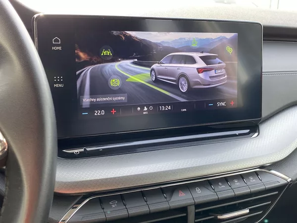Škoda Octavia Combi 2.0 TDI DSG Ambition - foto 15