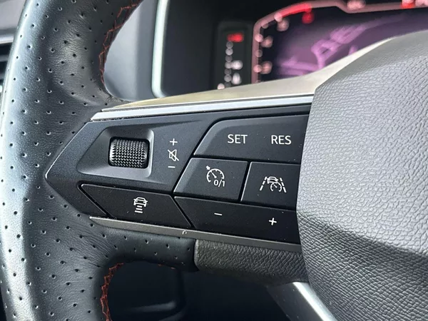Seat Tarraco 2.0 TDI 4Drive DSG FR - foto 19