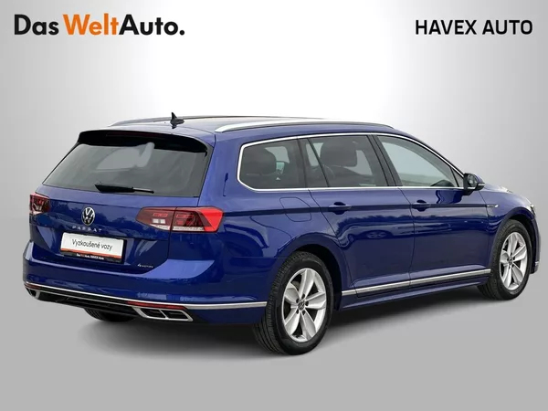 Volkswagen Passat Variant 2.0 TDI 4Motion DSG R-Line - foto 2