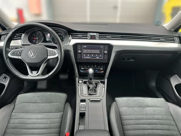 Volkswagen Passat Variant 2.0 TDI 4Motion DSG R-Line - foto 5