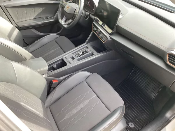Cupra Formentor 1.5 TSI DSG - foto 8