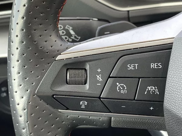 Seat Tarraco 2.0 TDI 4x4 DSG FR - foto 17