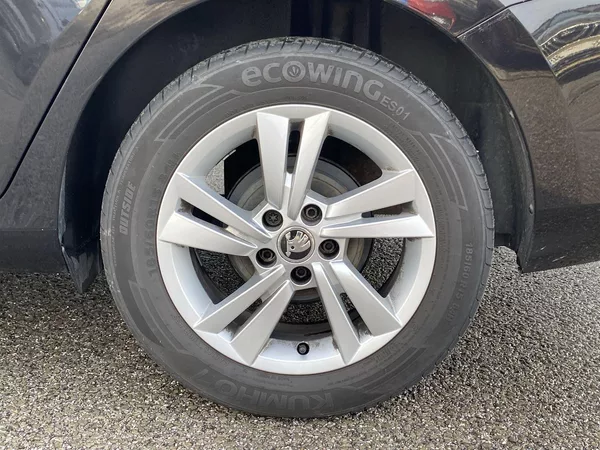 Škoda Fabia Combi 1.0 TSI Ambition + - foto 33