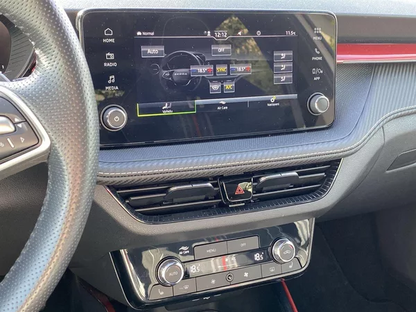 Škoda Fabia 1.5 TSI DSG Monte Carlo - foto 17