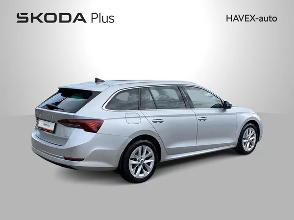 Škoda Octavia Combi 2.0 TDI 4x4 DSG Style+ - foto 2
