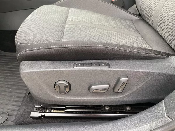Škoda Octavia Combi 2.0 TDI 4x4 DSG Style+ - foto 29