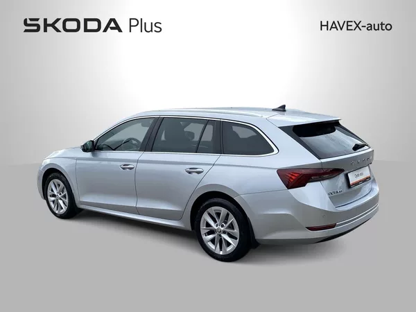 Škoda Octavia Combi 2.0 TDI 4x4 DSG Style+ - foto 35