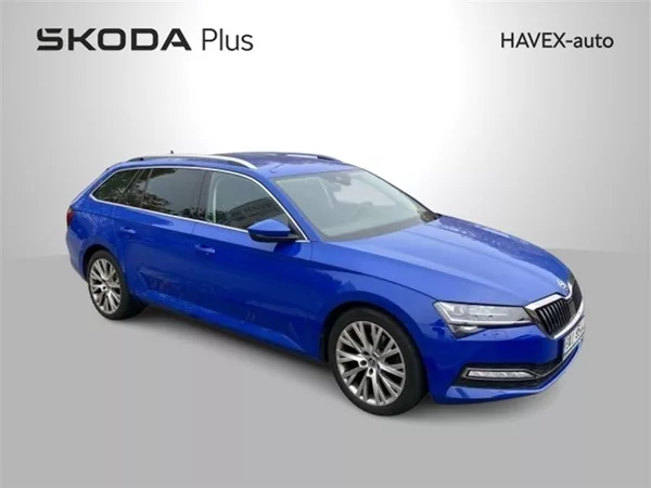 Škoda Superb Combi 2.0 TSI DSG Style +