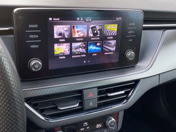 Škoda Kamiq 1.0 TSI DSG Monte Carlo - foto 14