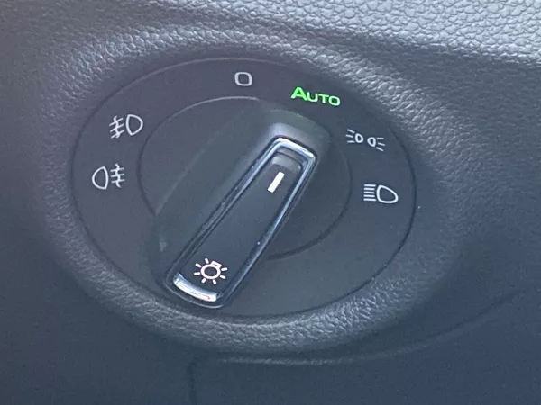 Škoda Kamiq 1.0 TSI DSG Monte Carlo - foto 23