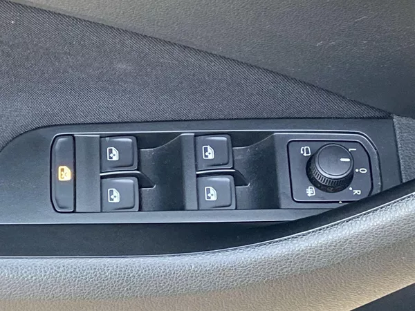 Škoda Kamiq 1.0 TSI DSG Monte Carlo - foto 24